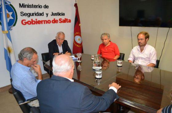 86953-se-reforzara-el-servicio-de-seguridad-en-el-sur-provincial