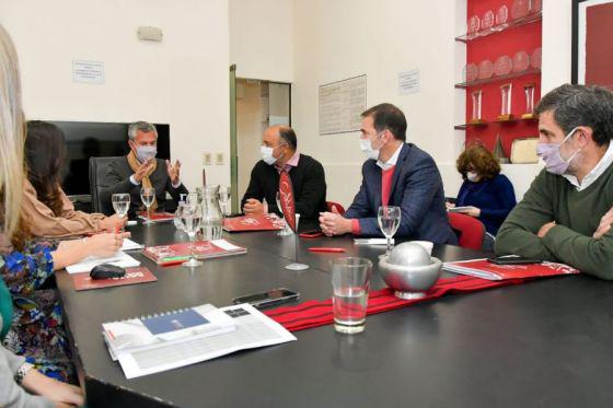77433-el-gobierno-apuesta-al-turismo-como-uno-de-los-ejes-de-la-reactivacion-economica-20210804144723