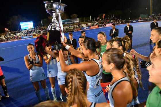 89710-las-leonas-brillaron-nuevamente-en-salta-ante-una-multitud