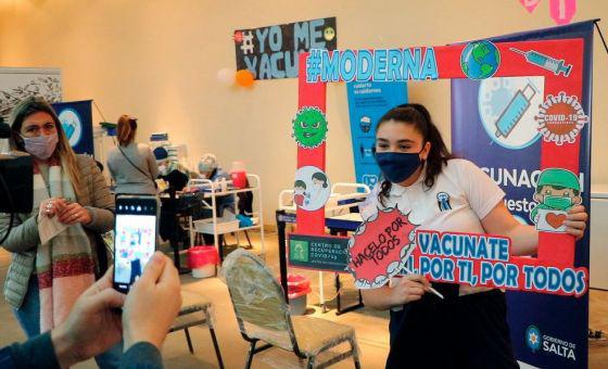 77561-en-la-provincia-ya-se-aplicaron-mas-de-5-mil-dosis-de-moderna-a-adolescentes