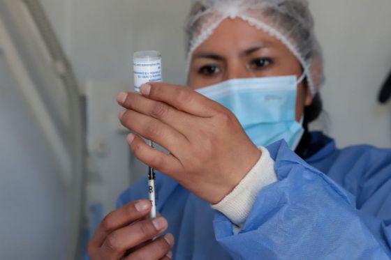 77658-recuperados-de-covid-19-pueden-vacunarse-inmediatamente-de-recibida-el-alta