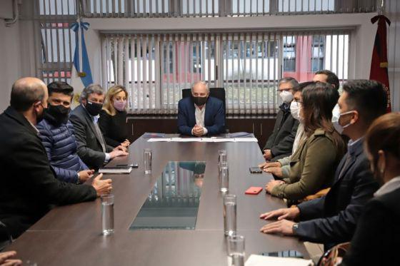 77298-nuevas-ofertas-de-formacion-laboral-acordes-a-las-necesidades-productivas-de-cada-zona