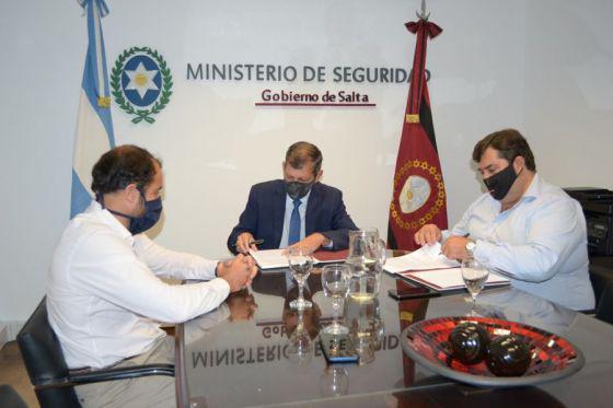 74953-el-gobierno-avanza-en-la-implementacion-de-un-boton-antipanico-para-taxistas-y-remiseros