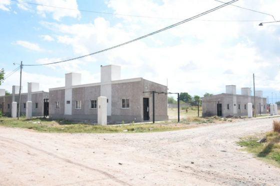 79041-sorteo-de-viviendas-y-finalizacion-de-obras-en-el-galpon