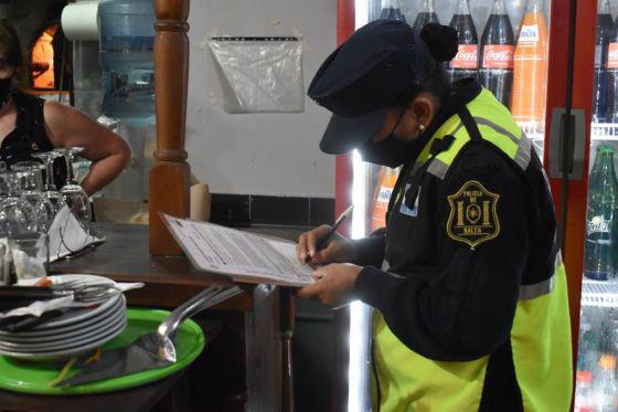 76605-se-clausuraron-38-fiestas-clandestinas-el-fin-de-semana-en-la-provincia (1)