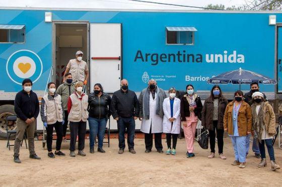 77975-mas-de-1400-personas-fueron-atendidas-en-el-puesto-sanitario-movil