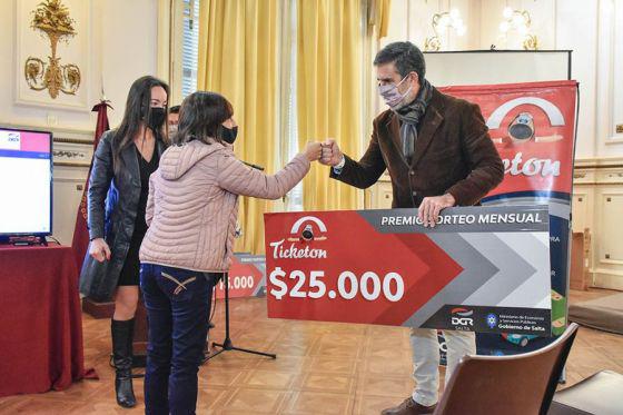 77197-se-conocieron-los-ganadores-del-sorteo-semestral-de-ticketon