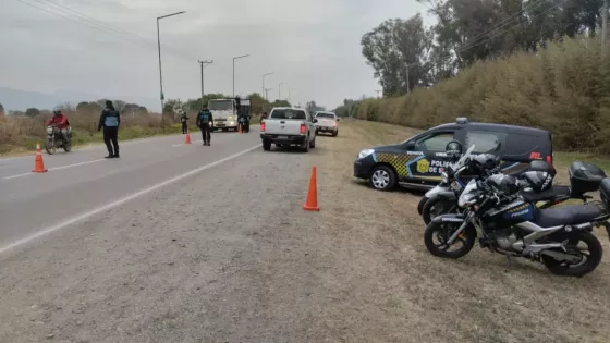 103863-la-policia-vial-controlo-mas-de-9-mil-vehiculos-en-la-provincia