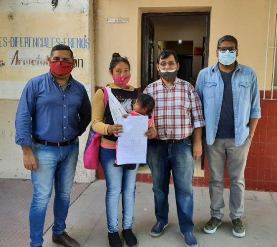 78234-se-titularizaron-105-docentes-indigenas-bilingues-en-la-provincia