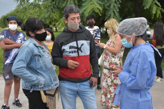 81119-mas-de-6-mil-personas-se-vacunaron-contra-covid-19-durante-el-fin-de-semana