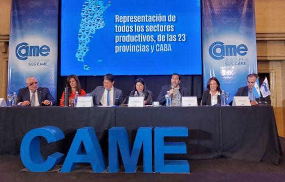 83985-la-provincia-firmo-un-convenio-con-la-confederacion-argentina-de-la-mediana-empresa-para-brindar-ciclos-de-formacion-laboral