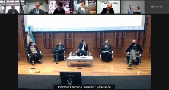 77705-buscan-incorporar-en-educacion-nuevos-contenidos-relacionados-al-conocimiento-cientifico