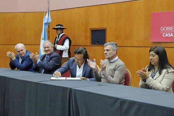 82036-el-gobernador-saenz-firmo-convenios-por-mas-de-1100-millones-con-el-ministerio-de-desarrollo-social-de-nacion