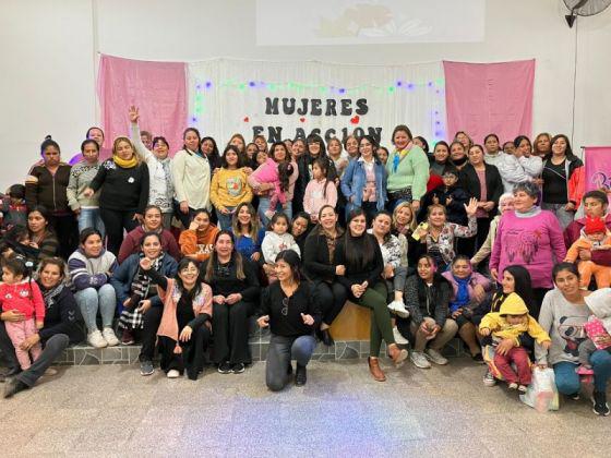 83138-en-las-lajitas-desarrollo-social-profundiza-el-empoderamiento-de-mujeres
