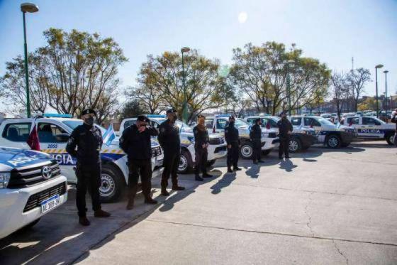 82752-la-provincia-continua-garantizando-el-normal-abastecimiento-de-combustible-para-moviles-de-seguridad-y-de-salud