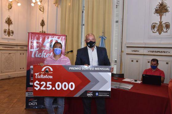 78305-mas-32000-tickets-participaron-del-sexto-sorteo-mensual-de-ticketon