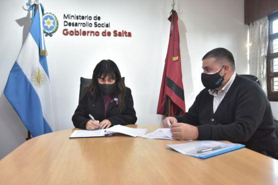 77182-mas-de-30000-titulares-incorporados-en-mayo-recibiran-la-tarjeta-alimentar