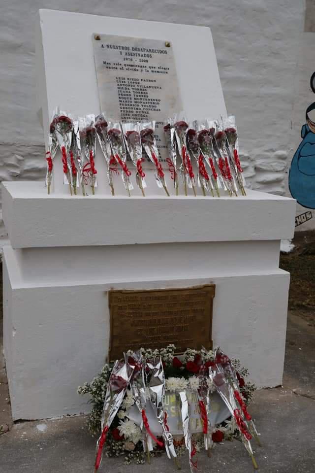 monolito de la memoria