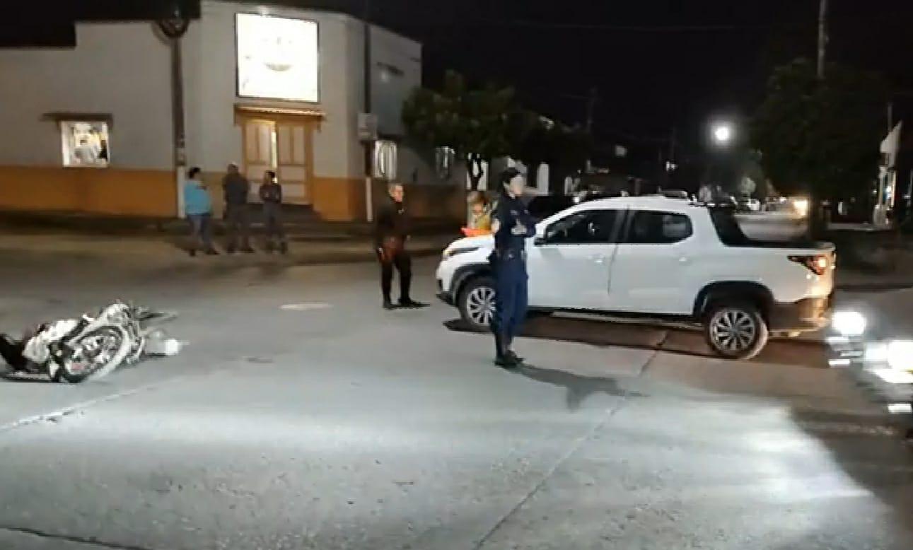 choque camioneta moto
