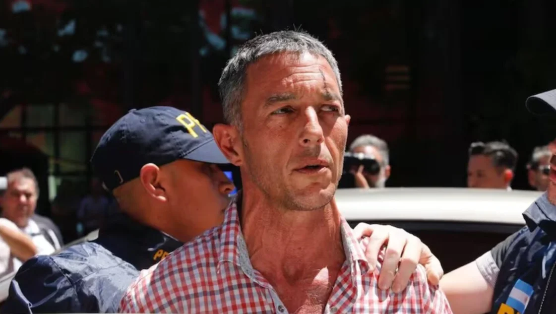 multimedia.normal.ae33362d8768f1c1.Ym90ZWxsYXpvX25vcm1hbC53ZWJw