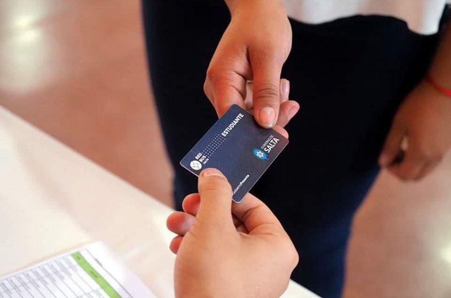 86224-tartagal-alrededor-de-4-mil-alumnos-recibiran-su-tarjeta-estudiantil