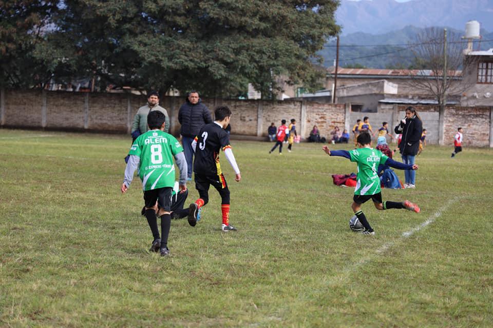 285138563_329119142740450_681013657077645658_n