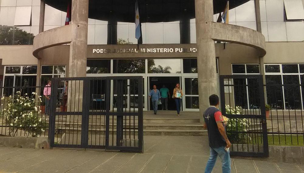 Tribunales