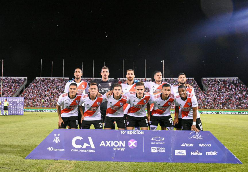 2229-salta-vivio-una-fiesta-del-deporte-con-la-presencia-de-river-plate-20220310035001