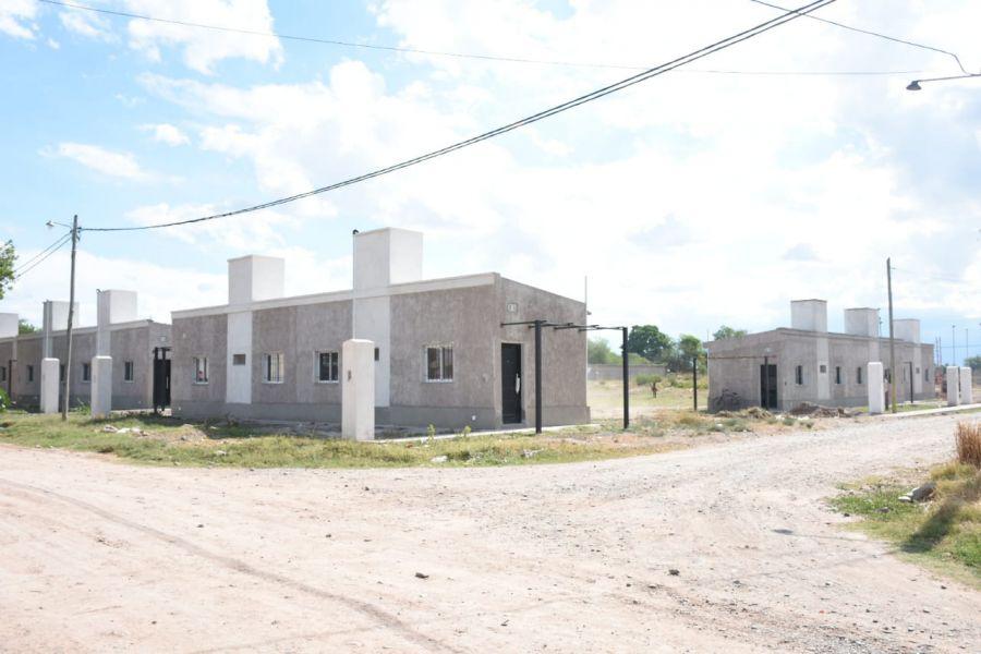 79041-sorteo-de-viviendas-y-finalizacion-de-obras-en-el-galpon (1)