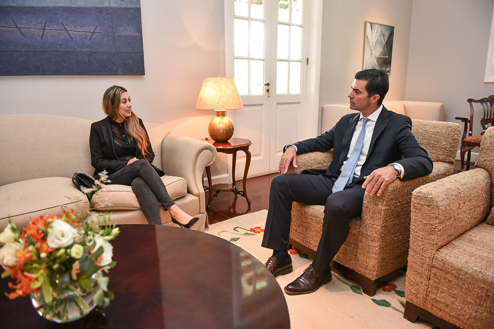 urtu con la consul