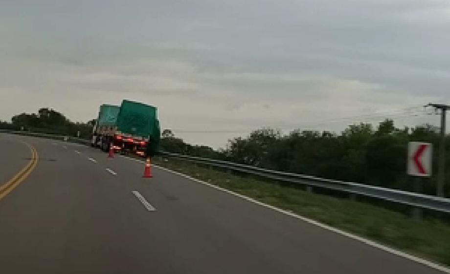 camion con gaseosa