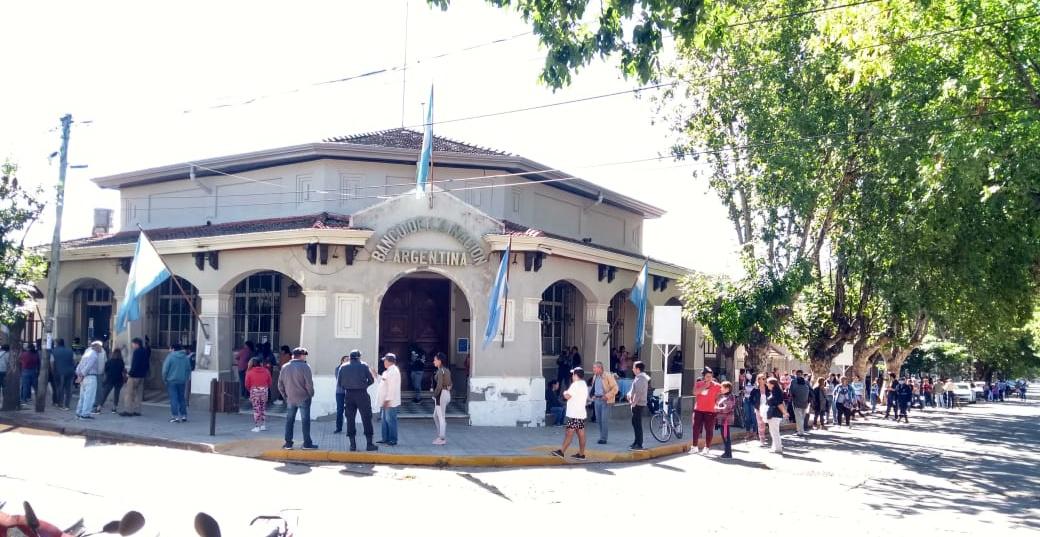 fila banco nacion