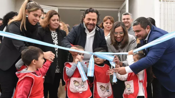 100888-saenz-inauguro-en-metan-un-renovado-centro-de-primera-infancia-que-duplica-la-atencion-y-beneficia-a-120-ninios