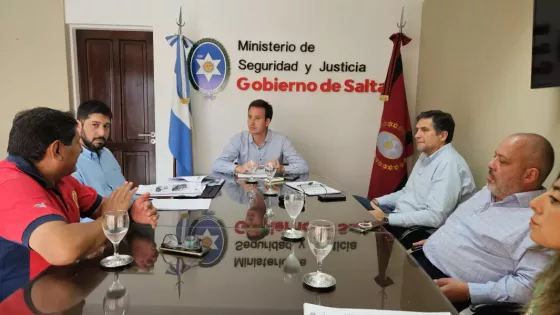 99527-coordinan-acciones-para-la-reduccion-de-riesgo-ante-eventos-adversos-en-la-provincia