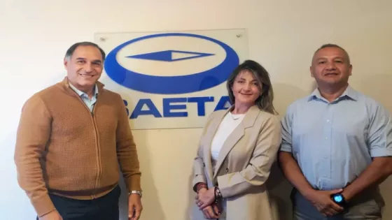 101007-inician-gestiones-para-la-entrega-de-una-unidad-de-transporte-fuera-de-la-flota-de-servicio