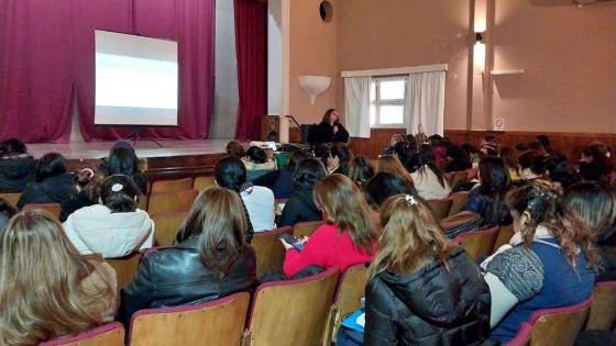96412-lectura-y-escritura-mas-de-2-mil-docentes-de-primaria-se-capacitan-para-fortalecer-estos-aprendizajes