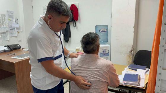 92887-asistieron-a-mas-de-300-pacientes-con-un-operativo-extramuros-en-rosario-de-la-frontera