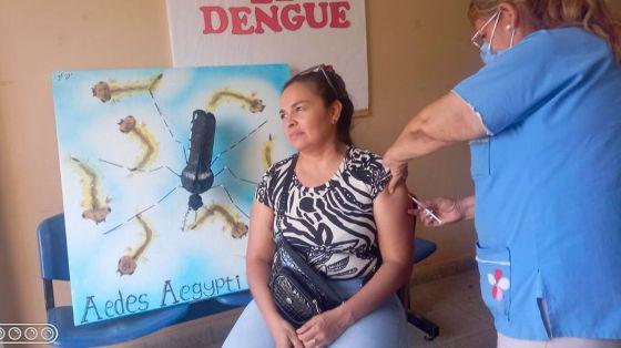 94211-salud-publica-ya-aplico-mas-de-600-vacunas-contra-el-dengue