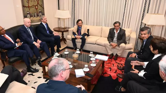 110769-taca-taca-saenz-se-reunio-con-el-ceo-de-first-quantum-minerals-por-el-proyecto-de-cobre-que-preve-una-inversion-de-hasta-usd-5250-millones