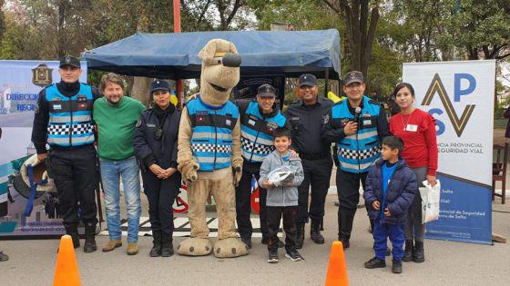 97358-intensa-jornada-de-seguridad-vial-en-joaquin-v-gonzalez