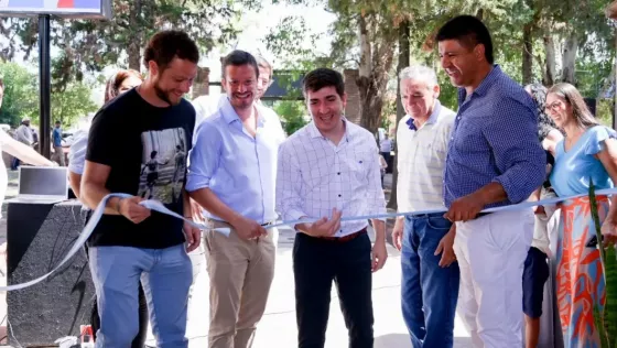 100334-los-vecinos-de-el-tala-cuentan-con-un-punto-digital-con-computadoras-y-acceso-a-internet