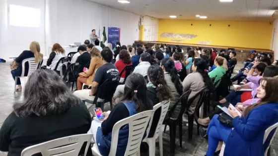 101259-capacitacion-docente-en-anta-derechos-humanos-brindo-herramientas-para-abordar-situaciones-de-vulneracion-de-derechos-en-la-infancia