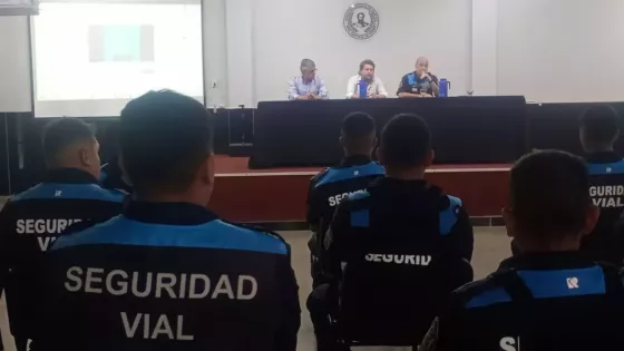 17700-capacitan-a-la-policia-vial-en-tecnologias-de-constatacion