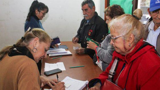 97507-a-partir-del-octubre-los-jubilados-del-interior-solo-podran-viajar-con-la-tarjeta-que-reemplazara-al-boleto-papel