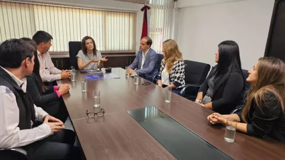 98634-estudiantes-de-el-tala-recibiran-apoyo-integral-en-sus-trayectorias-escolares