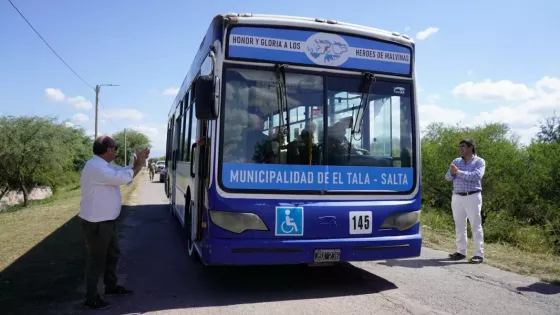 101138-el-tala-recibio-el-primer-servicio-de-colectivos-proveniente-del-tucuman-20250415212426