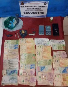 WhatsApp-Image-2025-01-23-at-9.44.07-AM-236x300