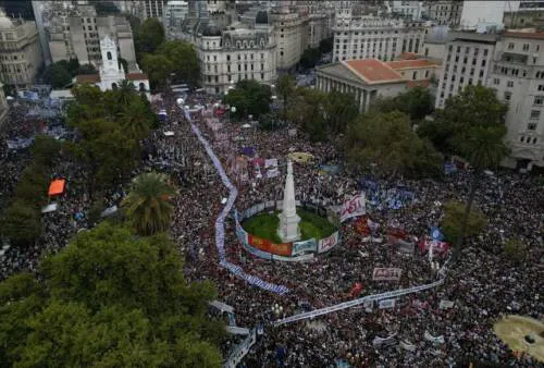 marcha-plaza-de-mayo
