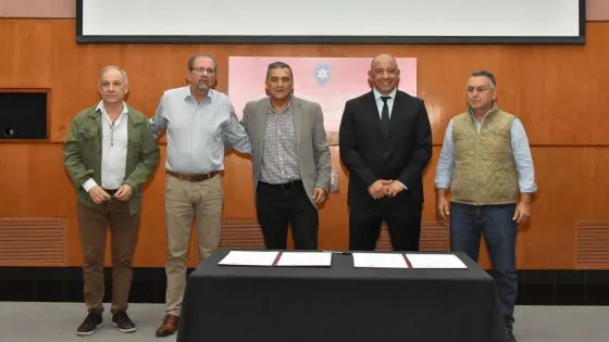 98157-el-gobierno-firmo-convenios-con-los-municipios-para-fortalecer-las-medidas-de-prevencion-contra-las-enfermedades-transmitidas-por-los-mosquitos