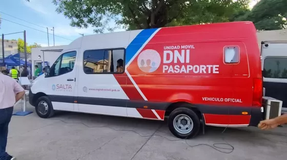 100489-el-movil-de-identificacion-del-registro-civil-llega-a-las-lajitas